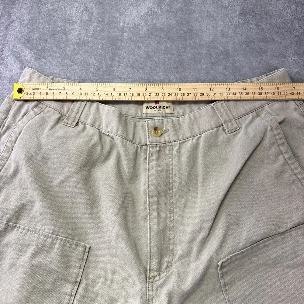 Woolrich Men's Khaki‎ 1537 Size 38 Inseam 32 Side Pockets With Zipper